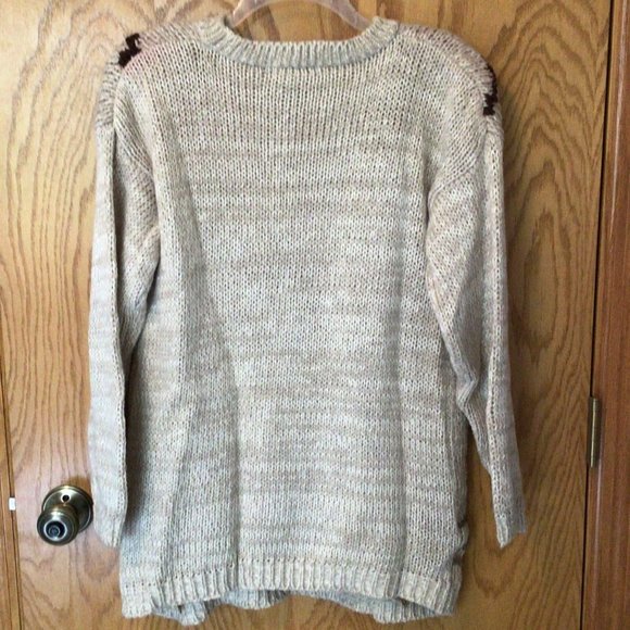 Cabin Creek - Vintage Long, Tan Pullover Sweater with Autumn Leaves - Picture 4 of 6